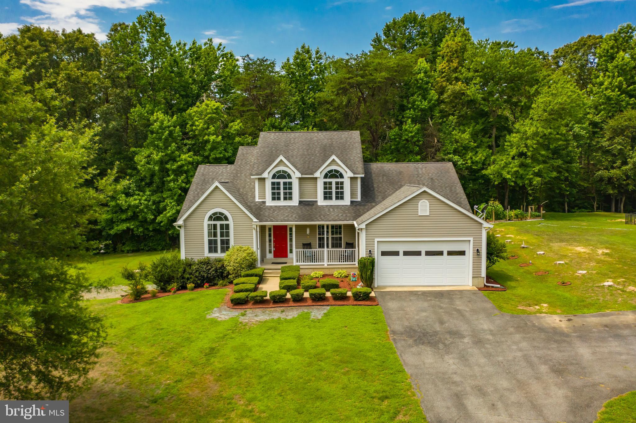 APPLE CREEK - Residential