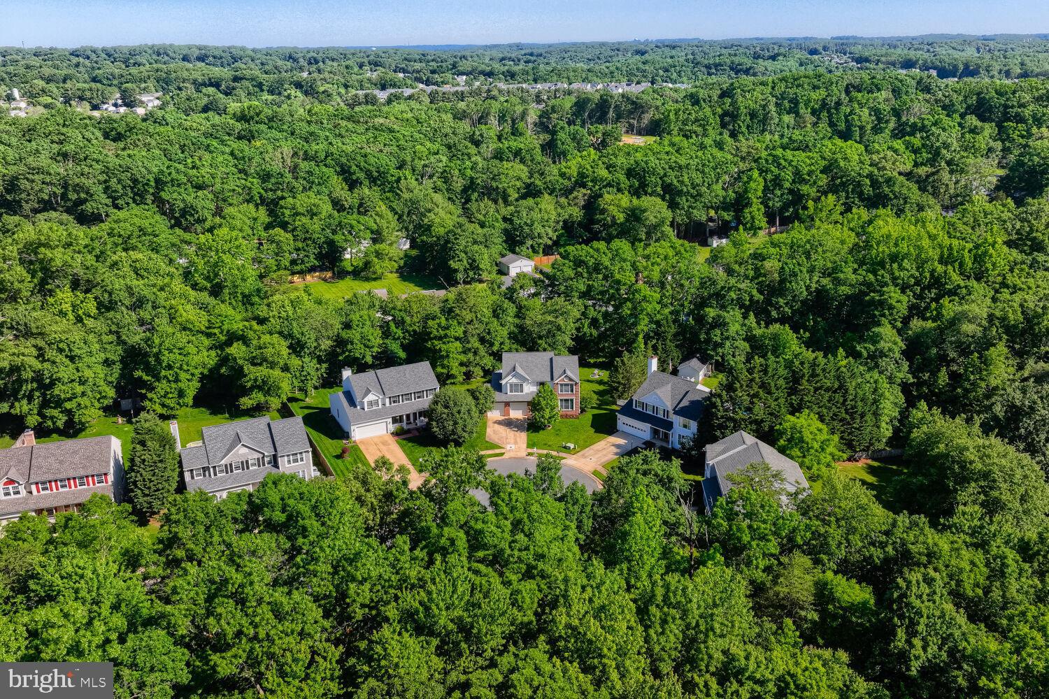WOODLAND RUN - Residential