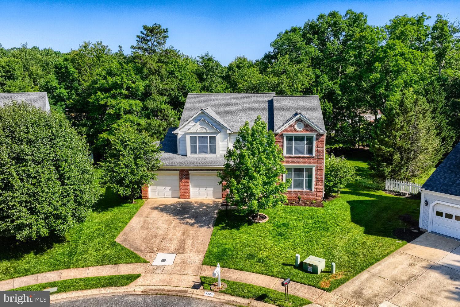 WOODLAND RUN - Residential