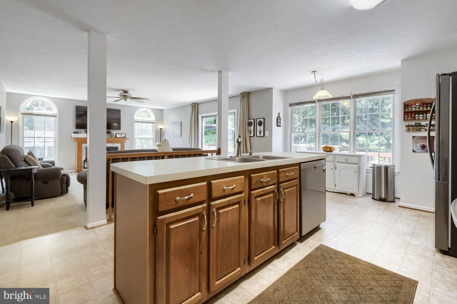 WOODLAND RUN - Residential
