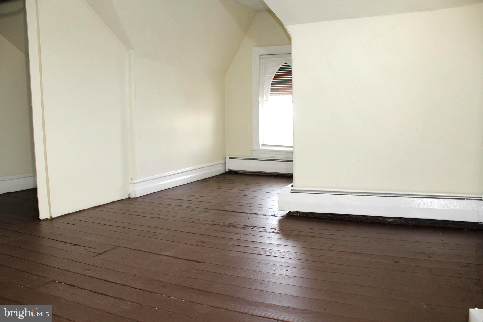 POTTSTOWN - Residential