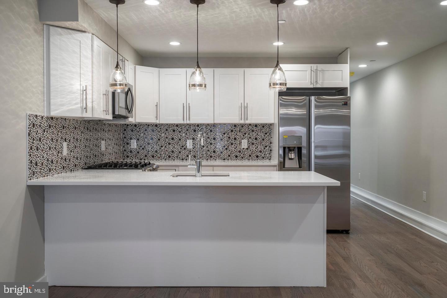 GRADUATE HOSPITAL - Residential Lease