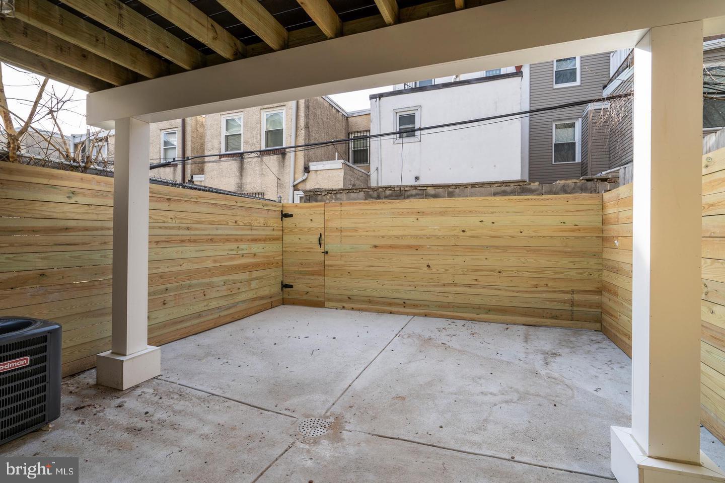 GRADUATE HOSPITAL - Residential Lease