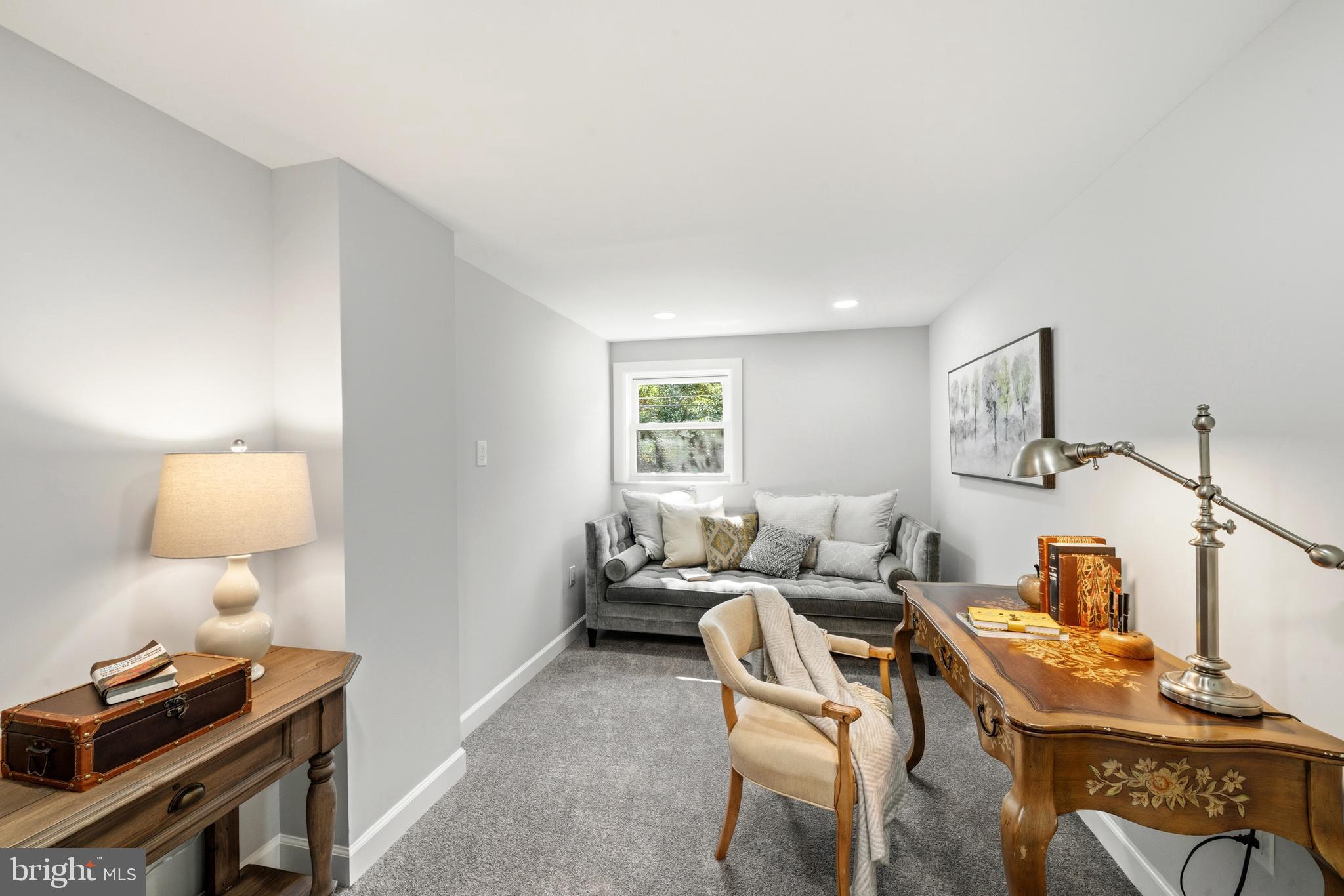 WHITE FLINT PARK - Residential