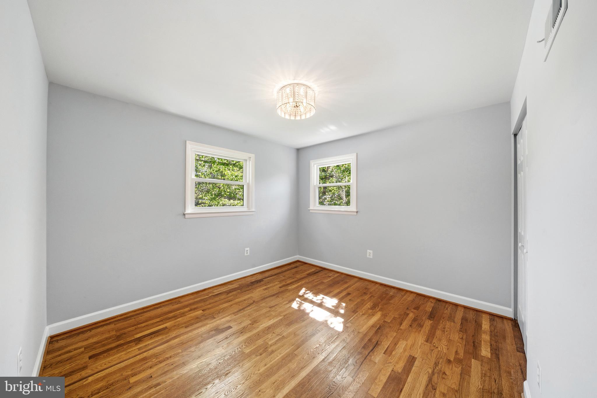 WHITE FLINT PARK - Residential
