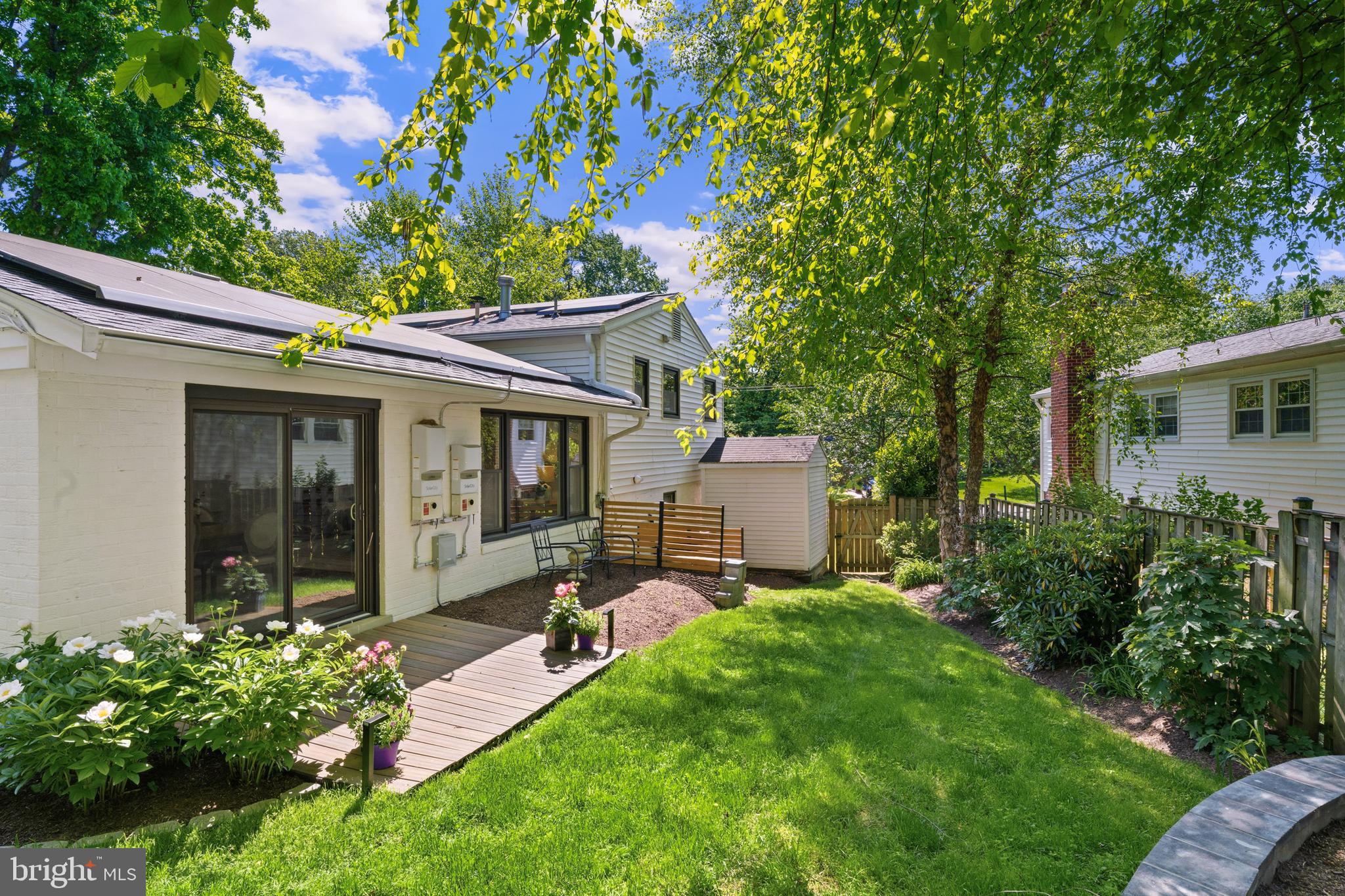 WHITE FLINT PARK - Residential
