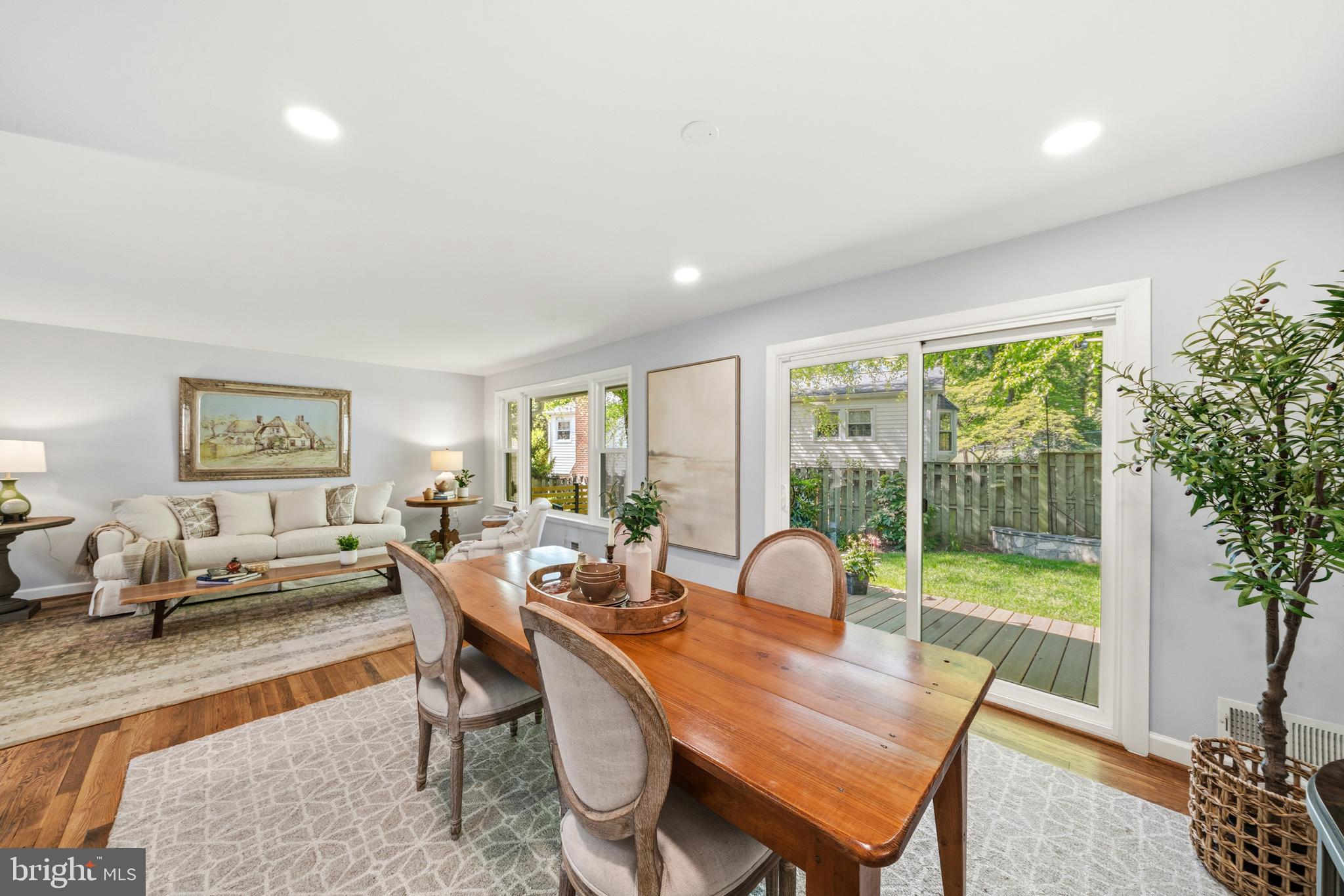 WHITE FLINT PARK - Residential