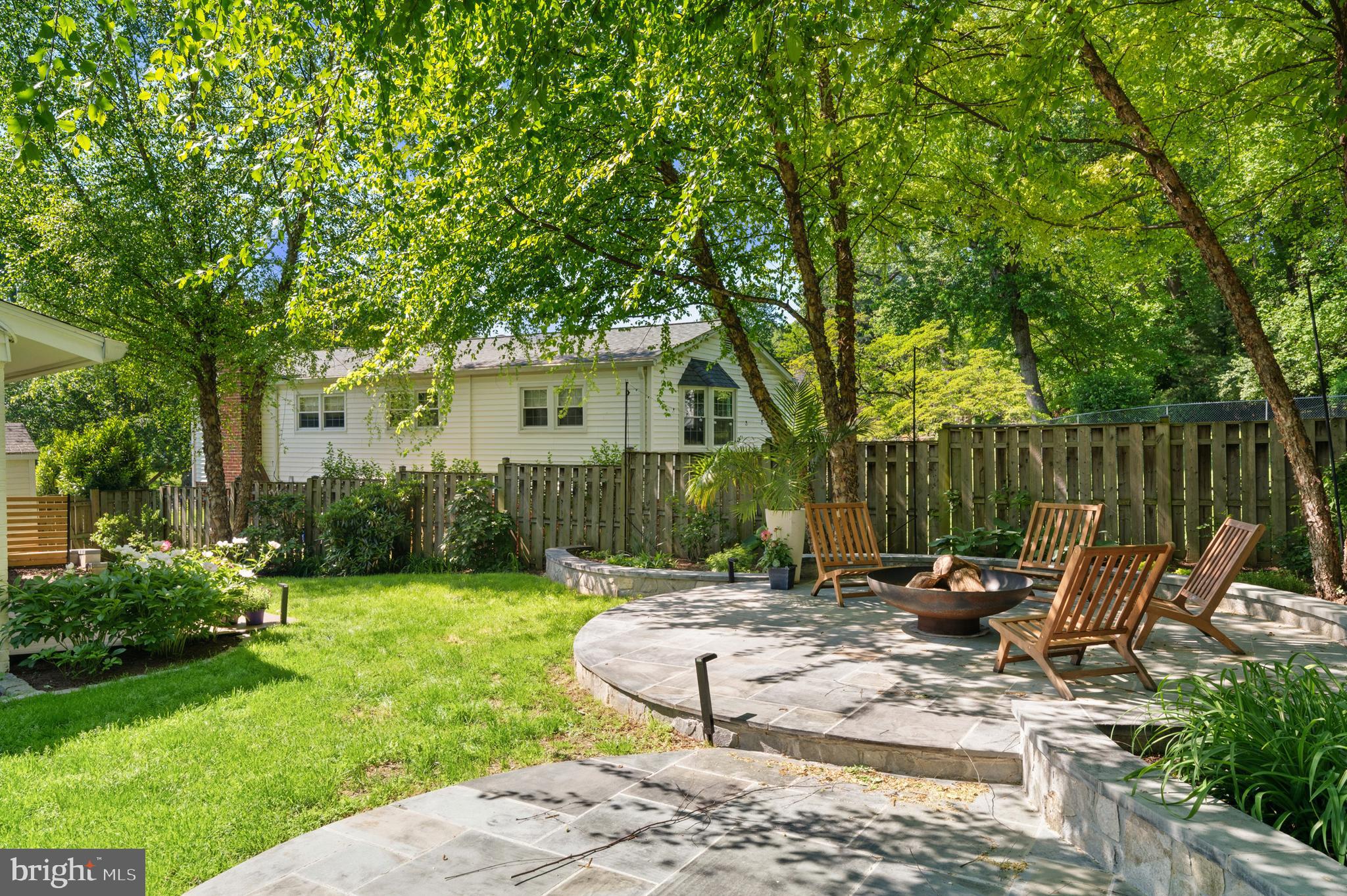 WHITE FLINT PARK - Residential