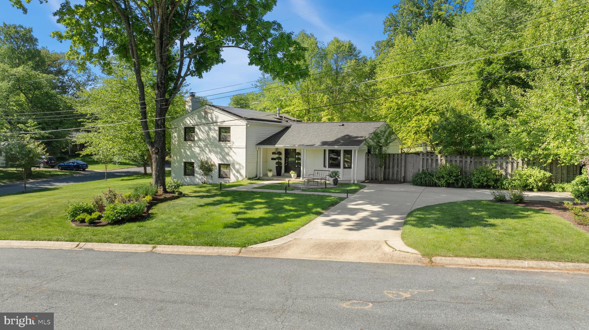 WHITE FLINT PARK - Residential