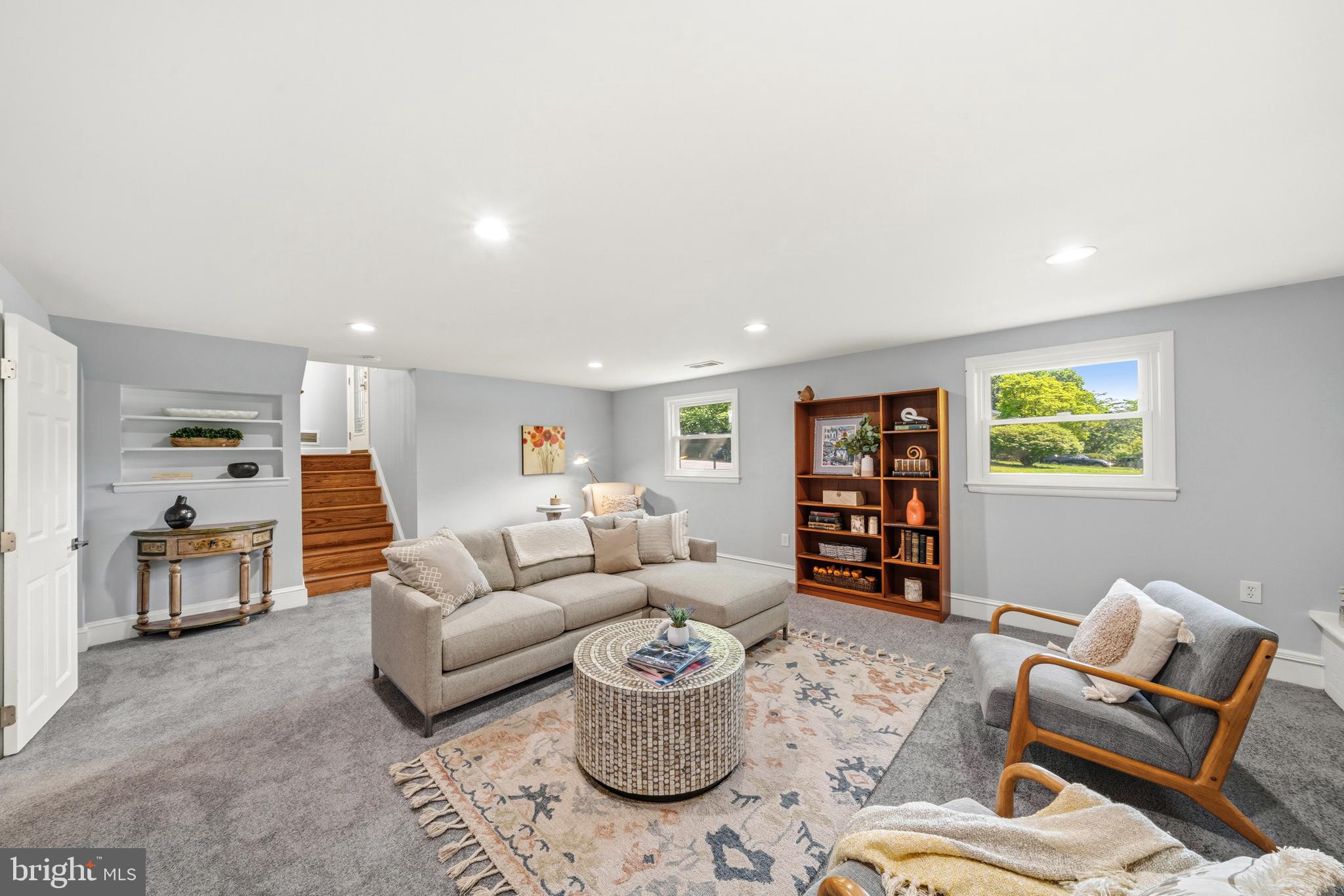 WHITE FLINT PARK - Residential