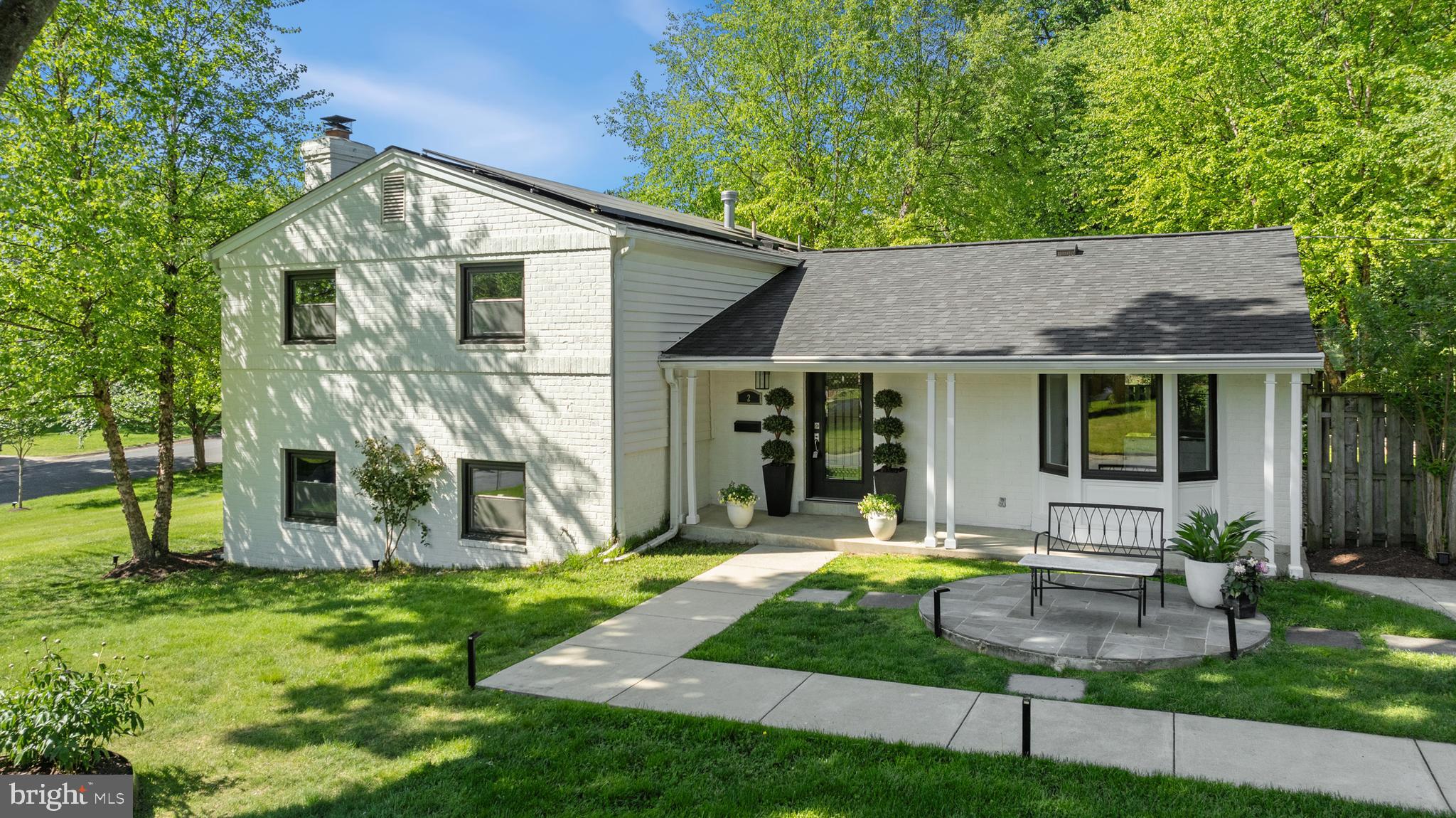 2 ORLEANS TERRACE