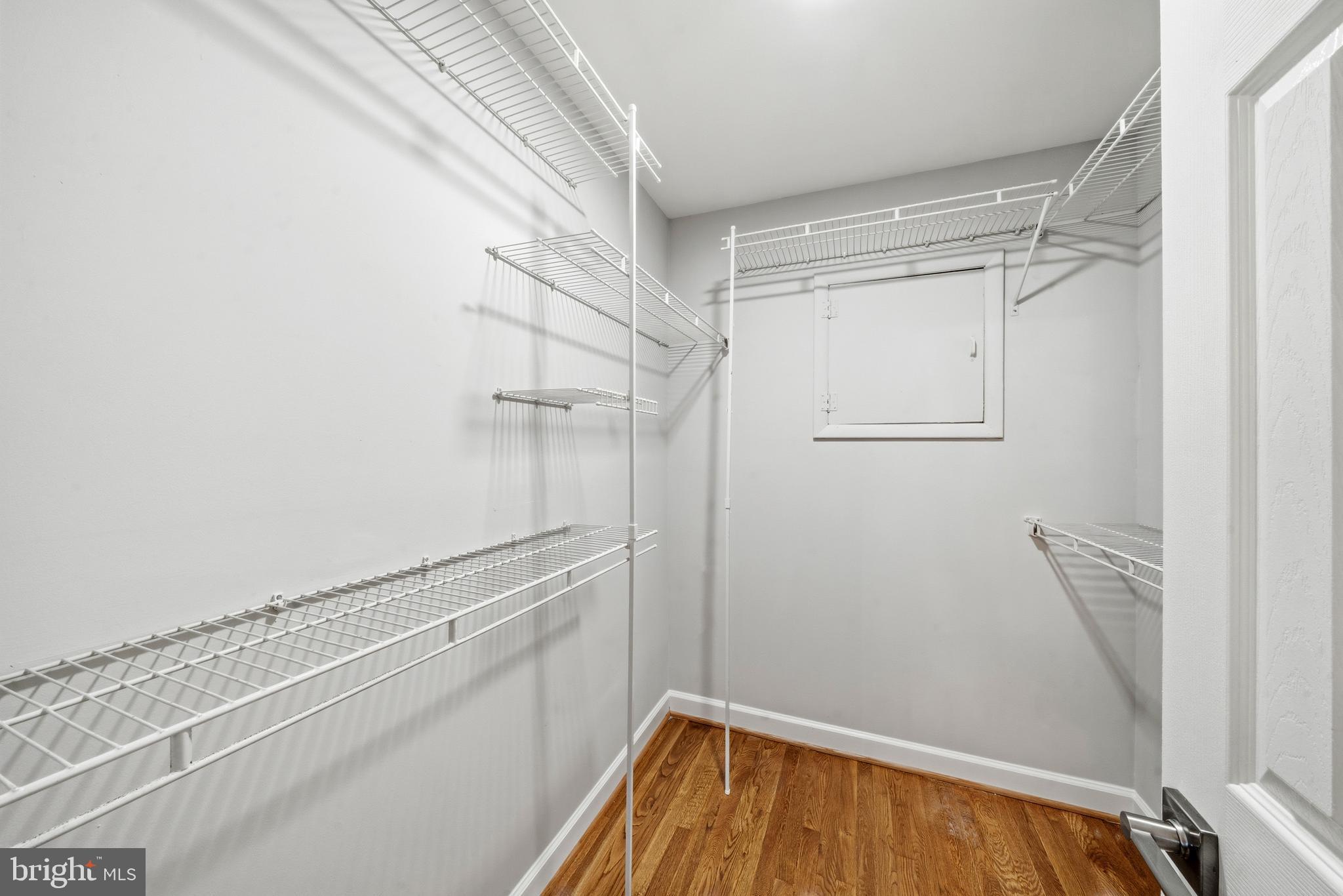 WHITE FLINT PARK - Residential