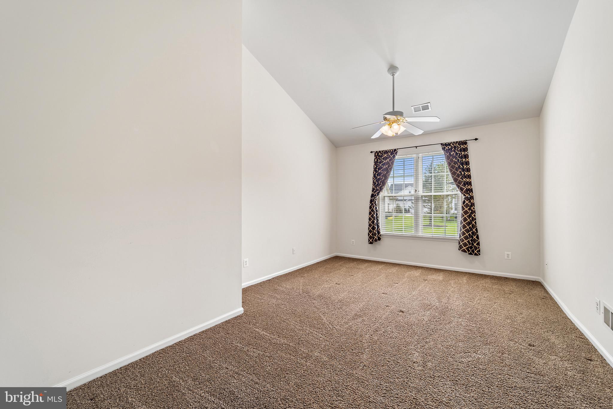 HERITAGE HUNT - Residential