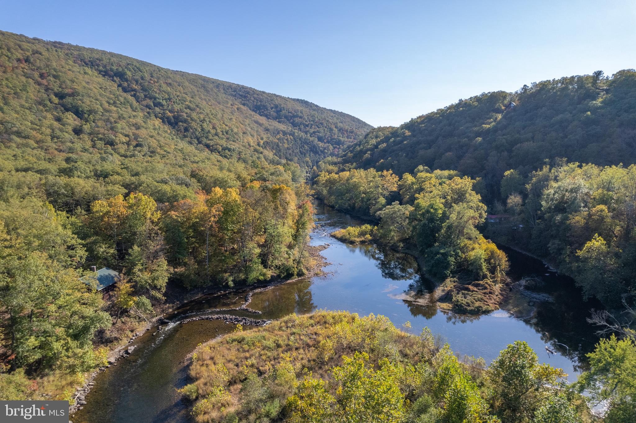 BRIARY BOTTOM - Residential