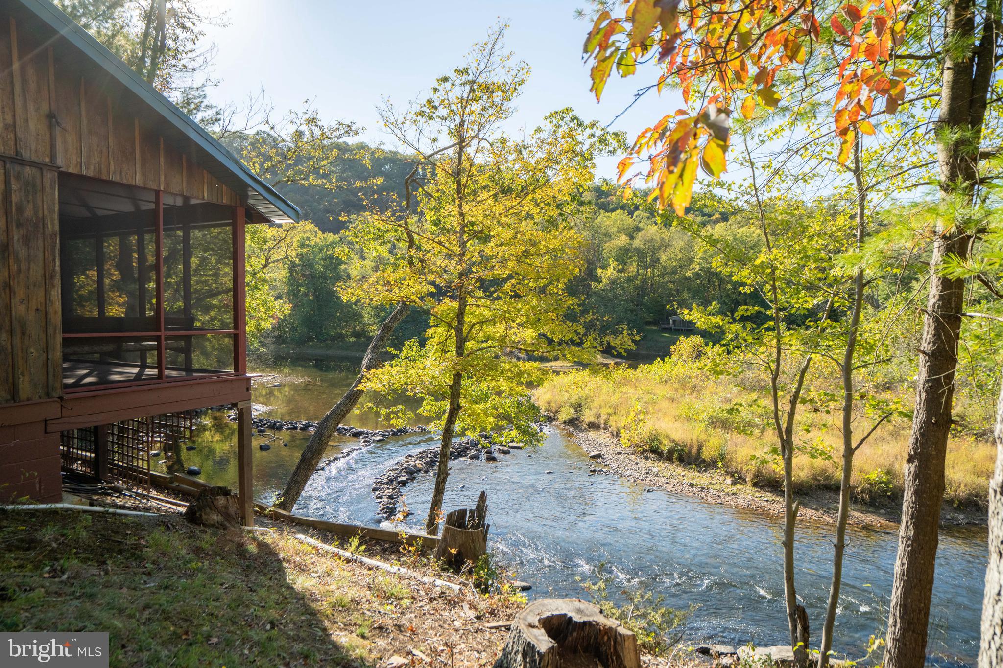 BRIARY BOTTOM - Residential