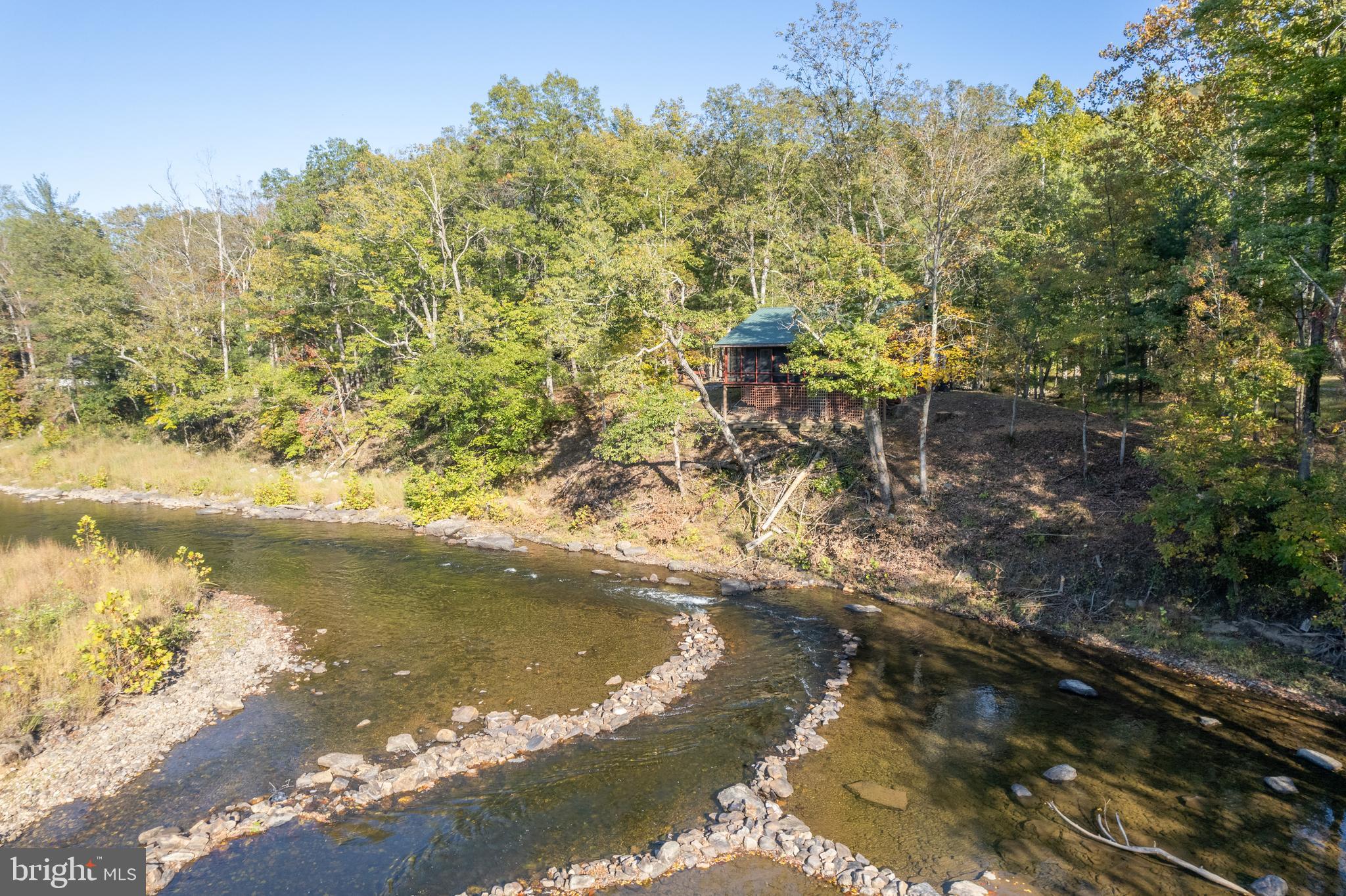 BRIARY BOTTOM - Residential