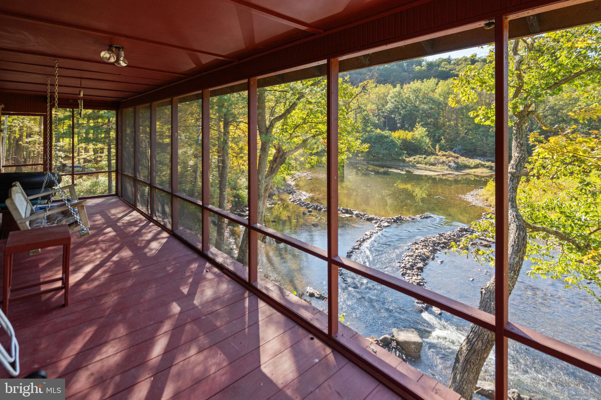 BRIARY BOTTOM - Residential