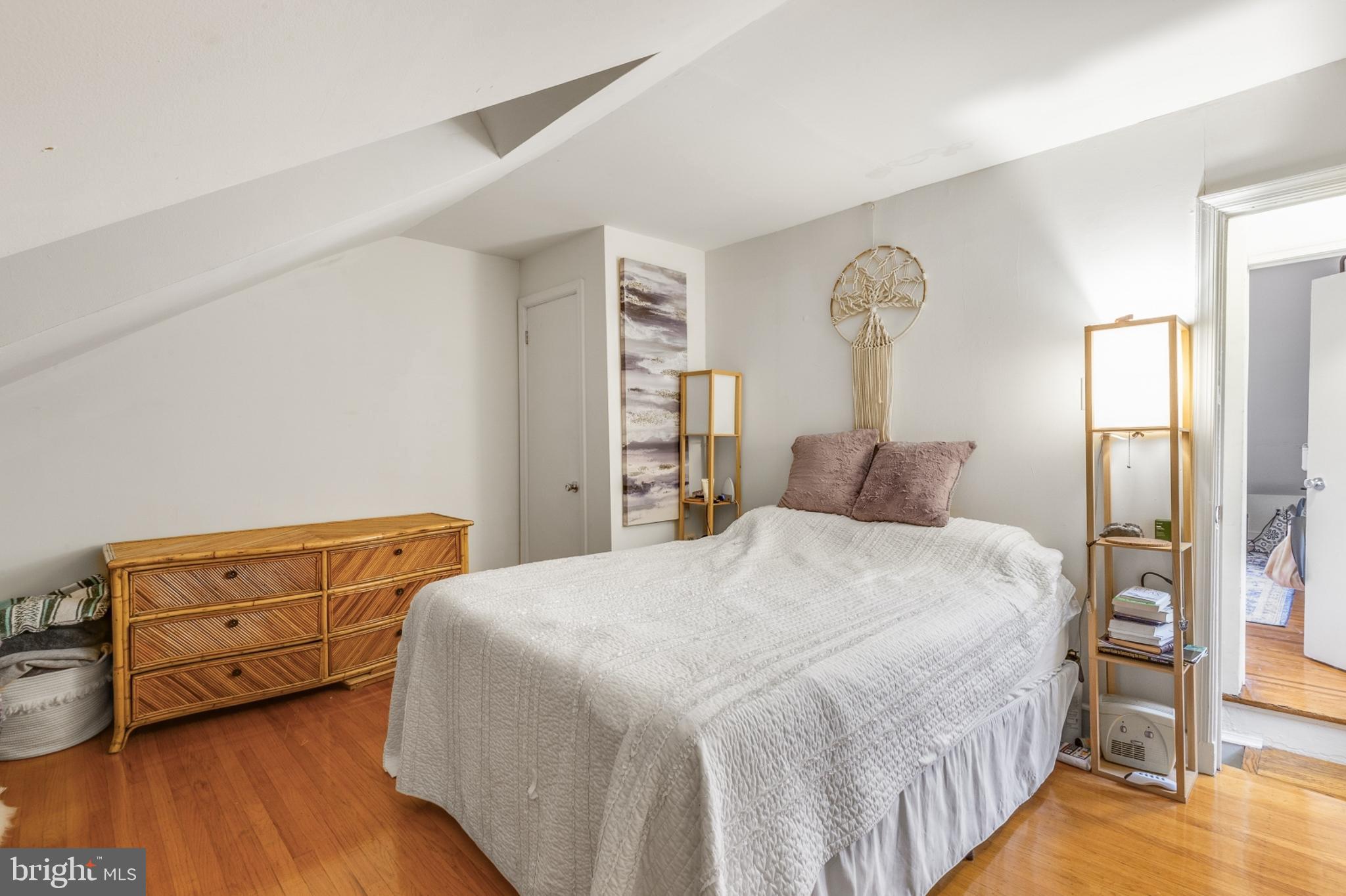 CENTER CITY - Residential Lease