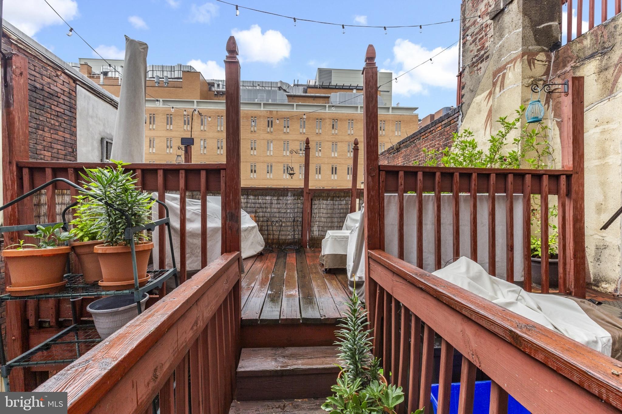 CENTER CITY - Residential Lease