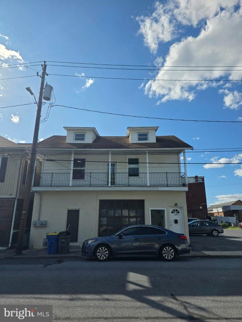Multifamily For Sale - 129 Poplar Street<br/> MIDDLETOWN, PA 17057