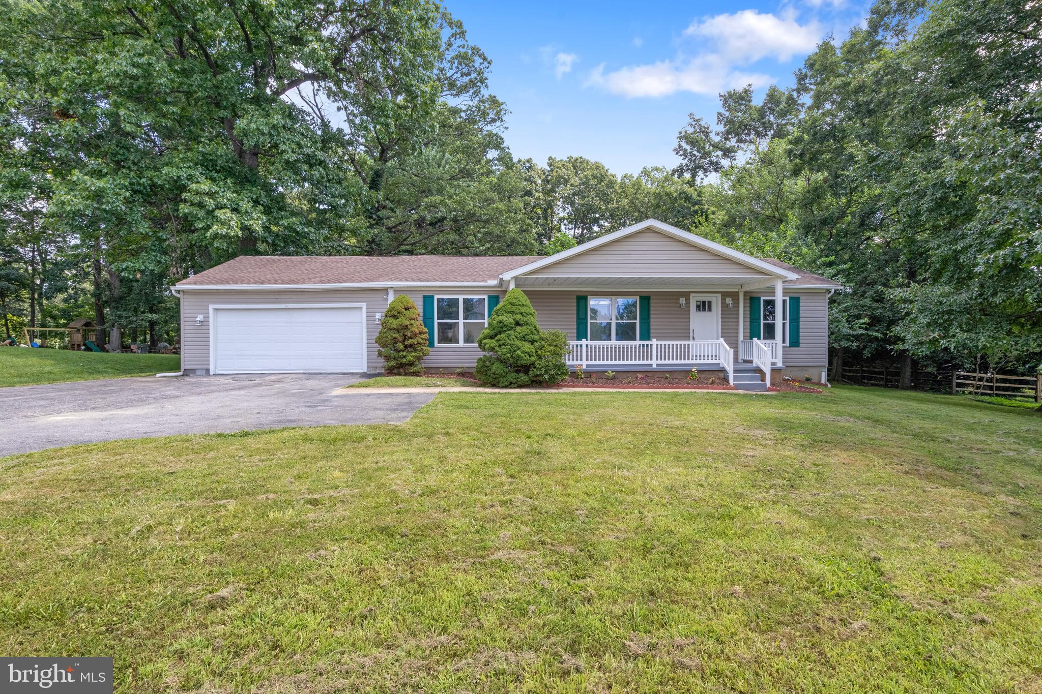 Start the new year in style with this beautifully renovated home on over an acre in the desirable Southern York County School District! This 3-bedroom, 2-bath gem offers the perfect blend of modern upgrades and cozy charm, all nestled on a spacious 1.03-acre lot just minutes from I-83 and Exit 4.
Step inside to discover a bright and inviting layout, featuring brand-new luxury vinyl plank flooring throughout—stylish, durable, and waterproof! The living area flows seamlessly into the updated kitchen, where you’ll find brand-new cabinetry, sleek countertops, a deep under-mount sink, and stainless appliances—everything you need to cook and entertain in style.
The two full bathrooms have been completely upgraded with modern vanities, new sinks, and gorgeous custom tile showers—offering a spa-like experience right at home.
All three bedrooms are generously sized with fresh paint and abundant natural light, creating comfortable retreats for everyone.
Outside, the home sits on a 1.03-acre flat lot, perfect for outdoor entertaining, gardening, or play. A spacious 2-car attached garage and extended driveway offer ample parking and storage space.
Located just off Mt. Airy Road with convenient access to local shopping, dining, parks, and healthcare—this home truly has it all. With easy access to I-83, your commute to York or the Maryland line is a breeze.
Don’t miss your chance to tour this move-in ready home—schedule your private showing today!