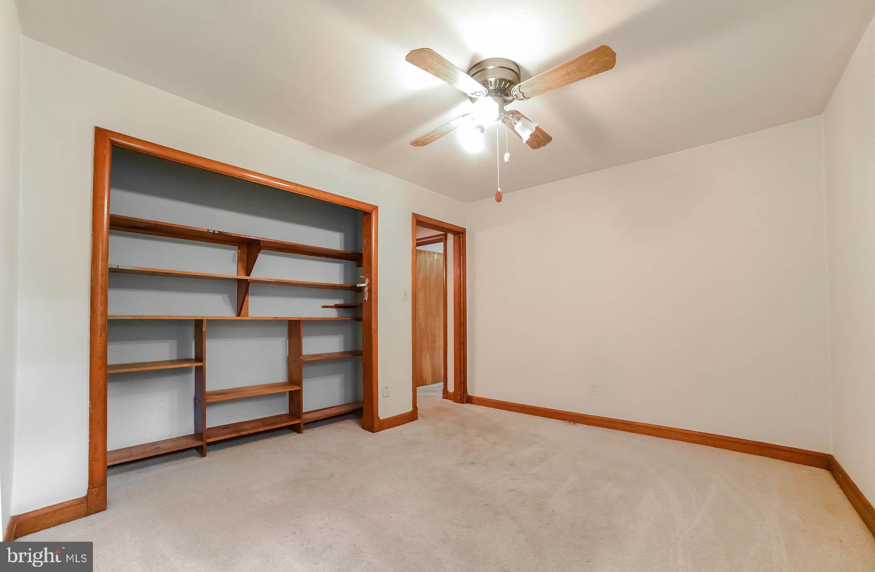 LAUREL DRIVE-MONTROSE SU - Residential