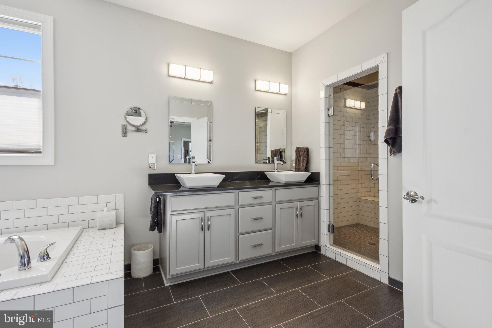 SULLIVAN ESTATES - Residential