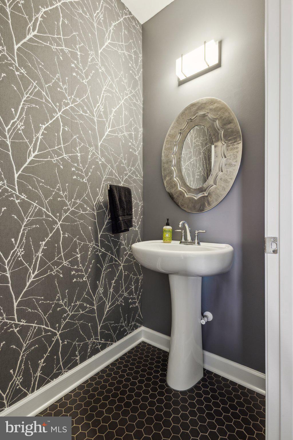 SULLIVAN ESTATES - Residential