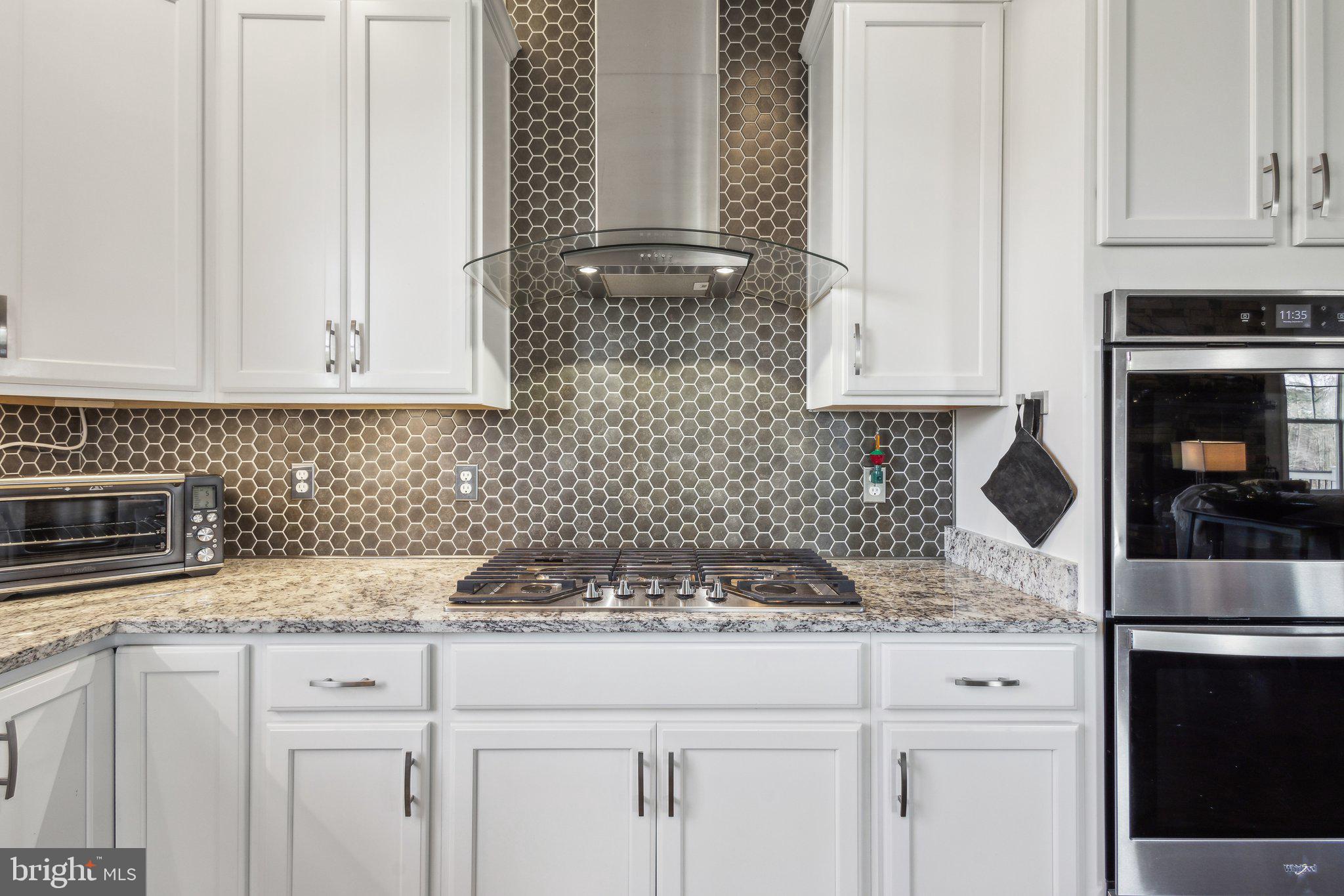 SULLIVAN ESTATES - Residential