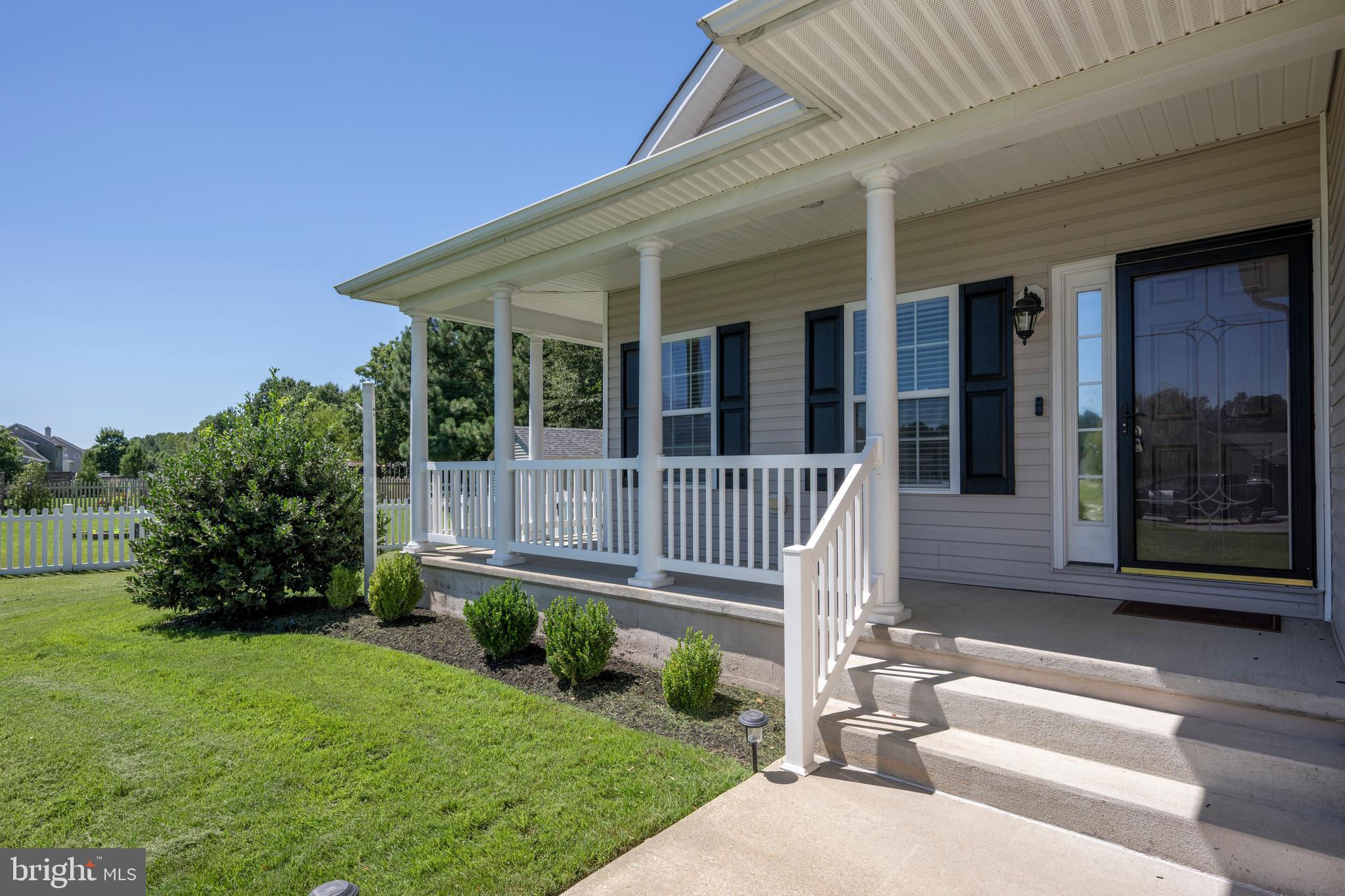 10333 STRAWBERRY POINT