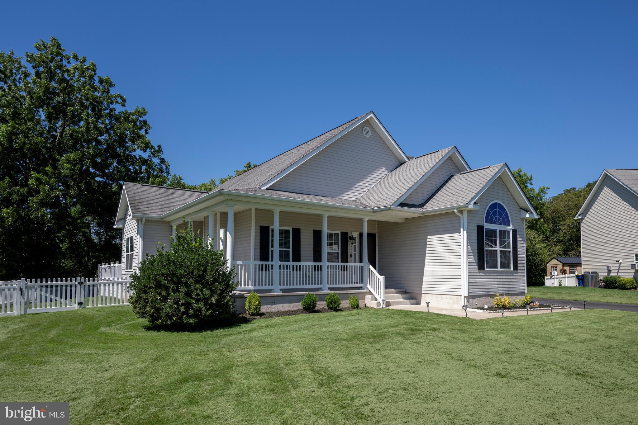 10333 STRAWBERRY POINT