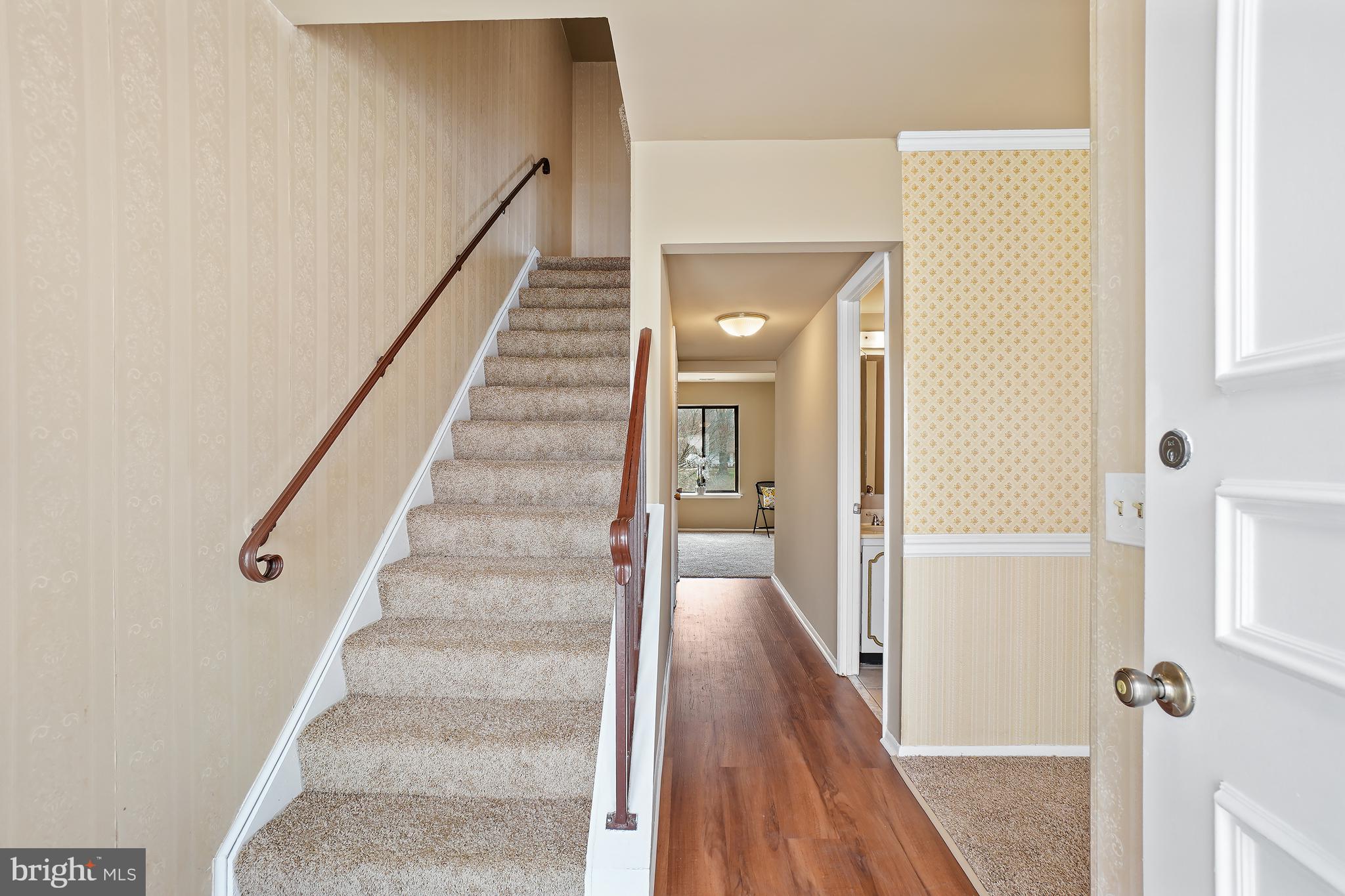 LEISURE WORLD - Residential