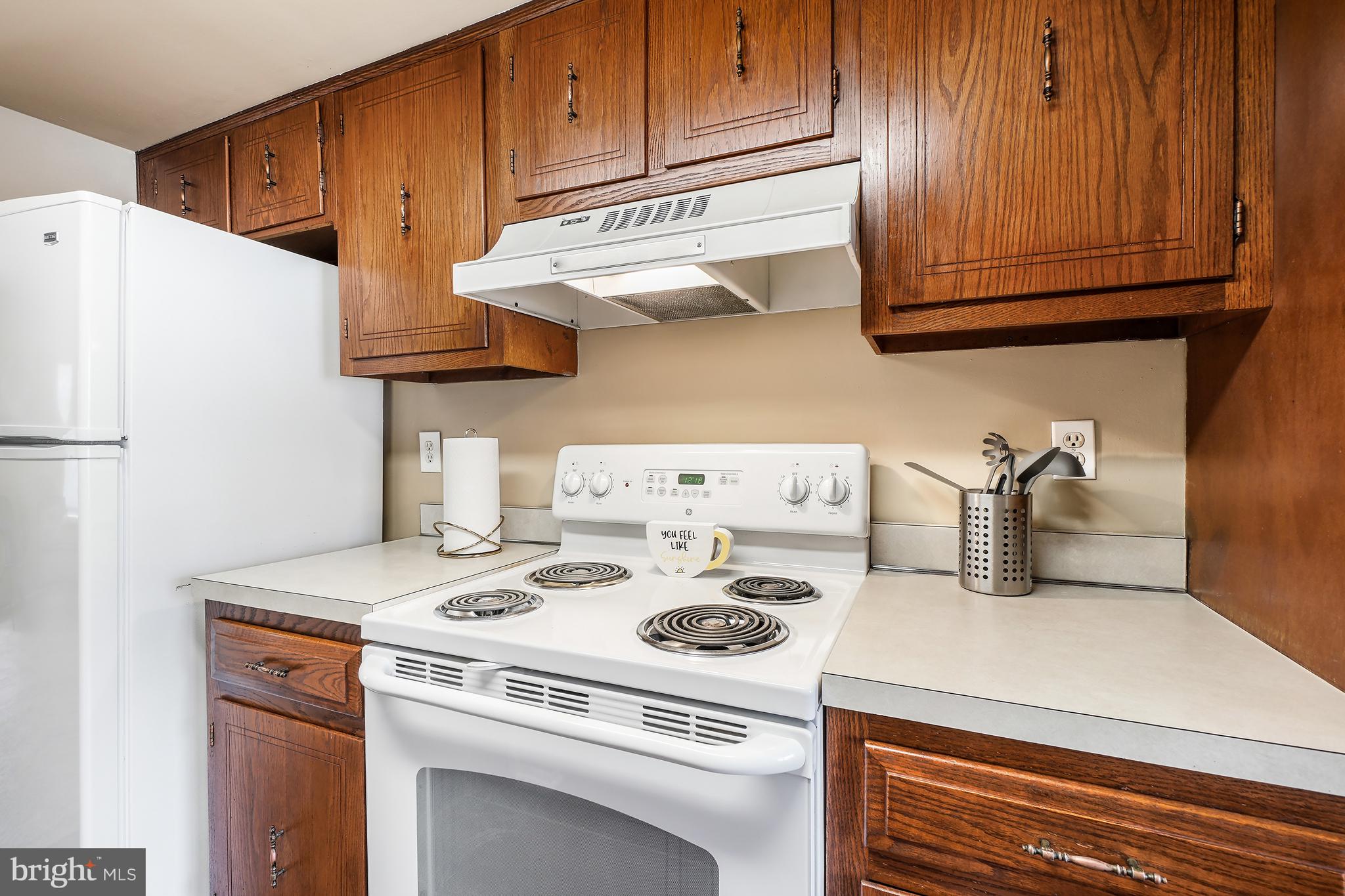 LEISURE WORLD - Residential