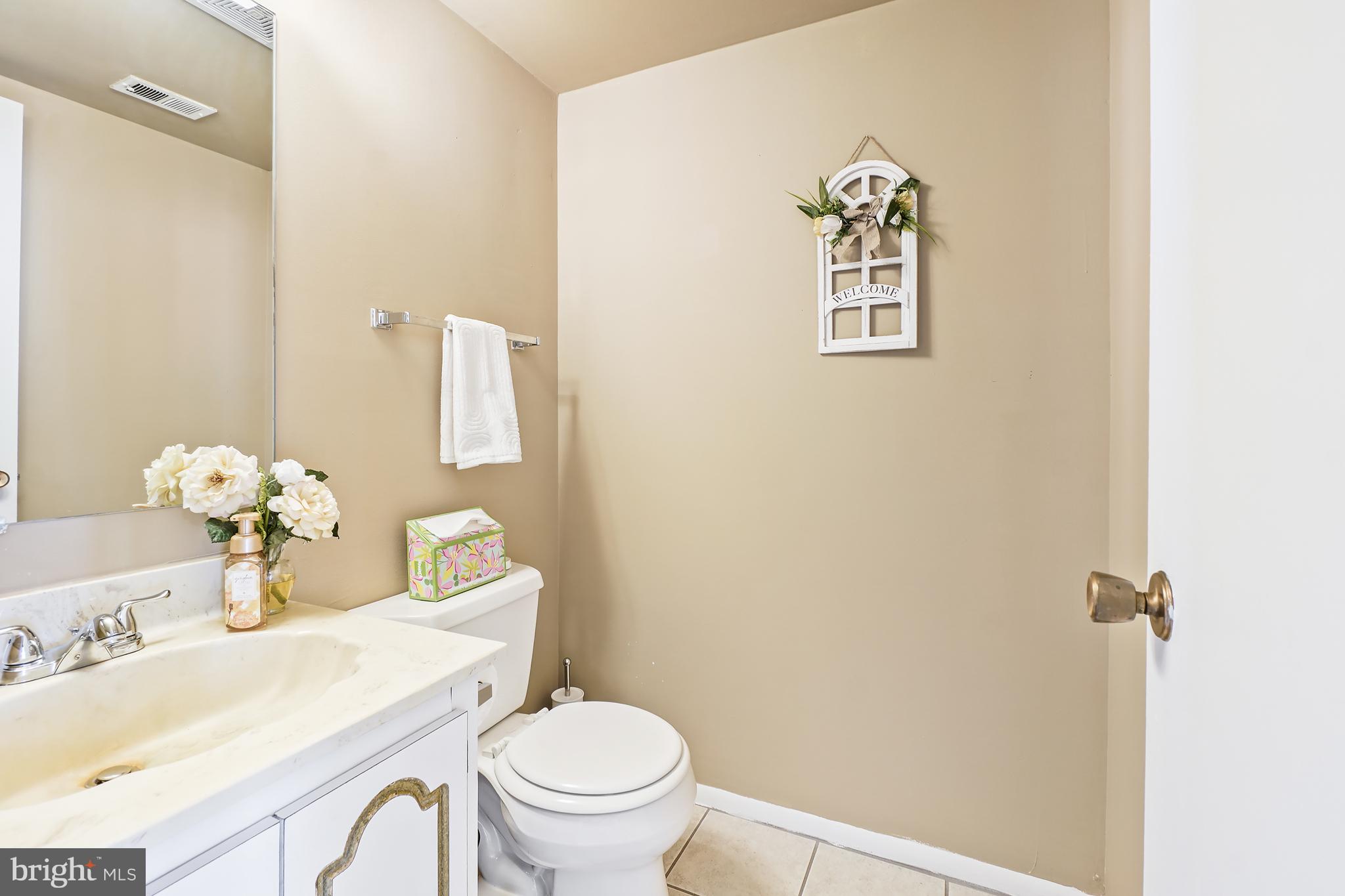 LEISURE WORLD - Residential