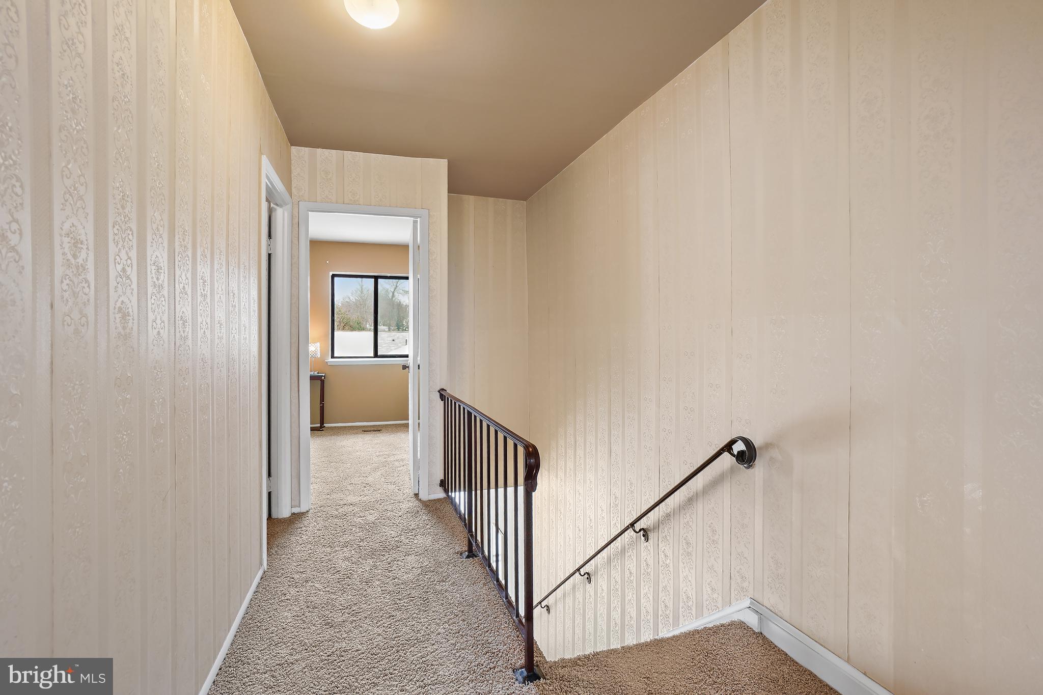 LEISURE WORLD - Residential