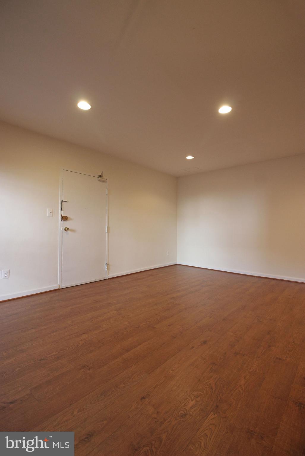 CLEVELAND HOUSE - Residential Lease