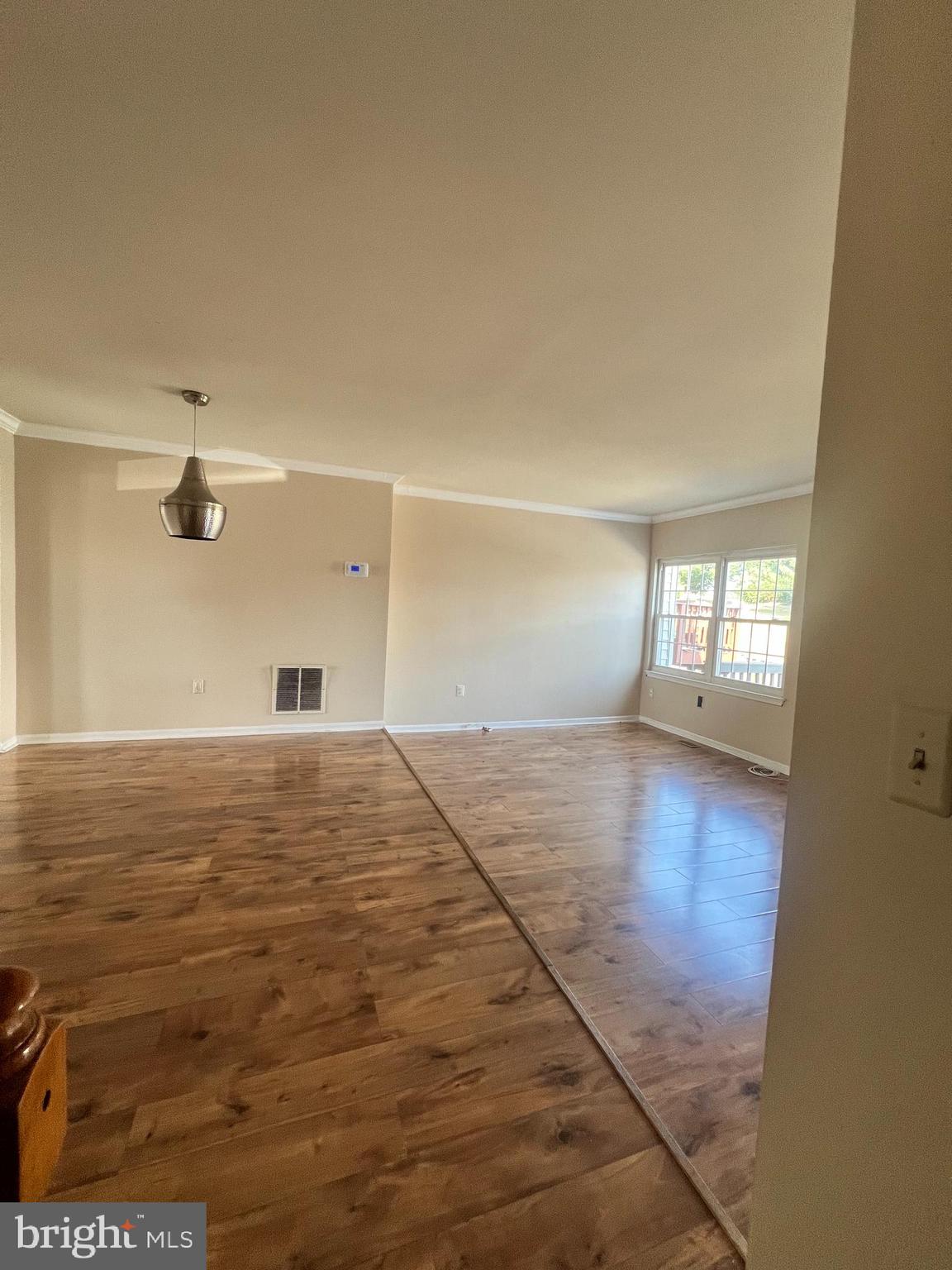 CALVERTON - Residential Lease