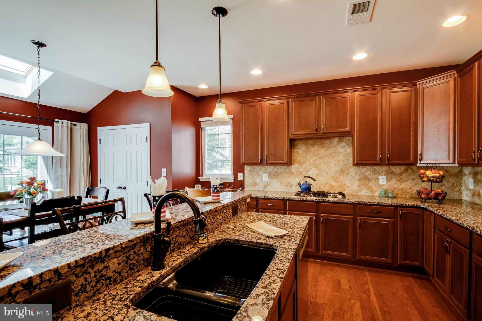 SOUTH RIDING - Residential