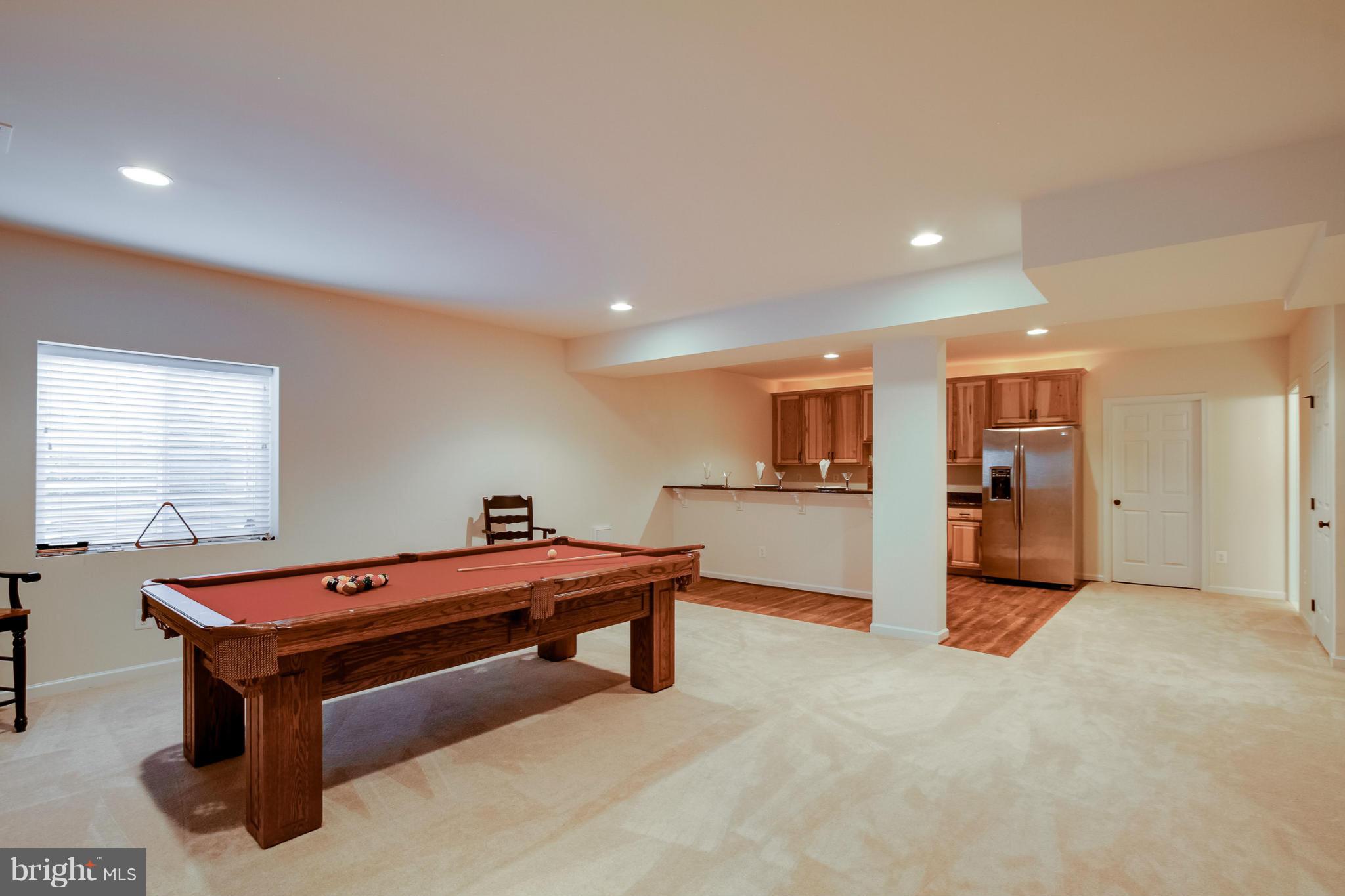 SOUTH RIDING - Residential