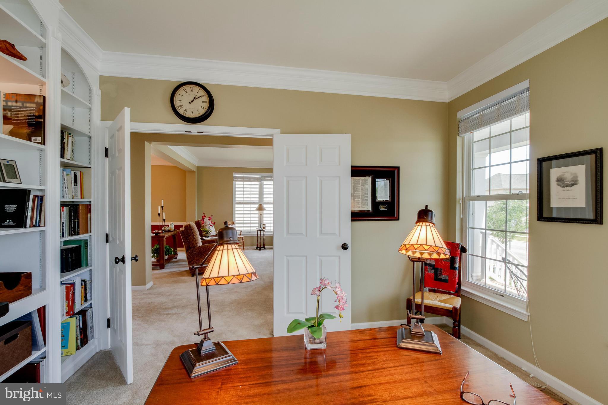 SOUTH RIDING - Residential