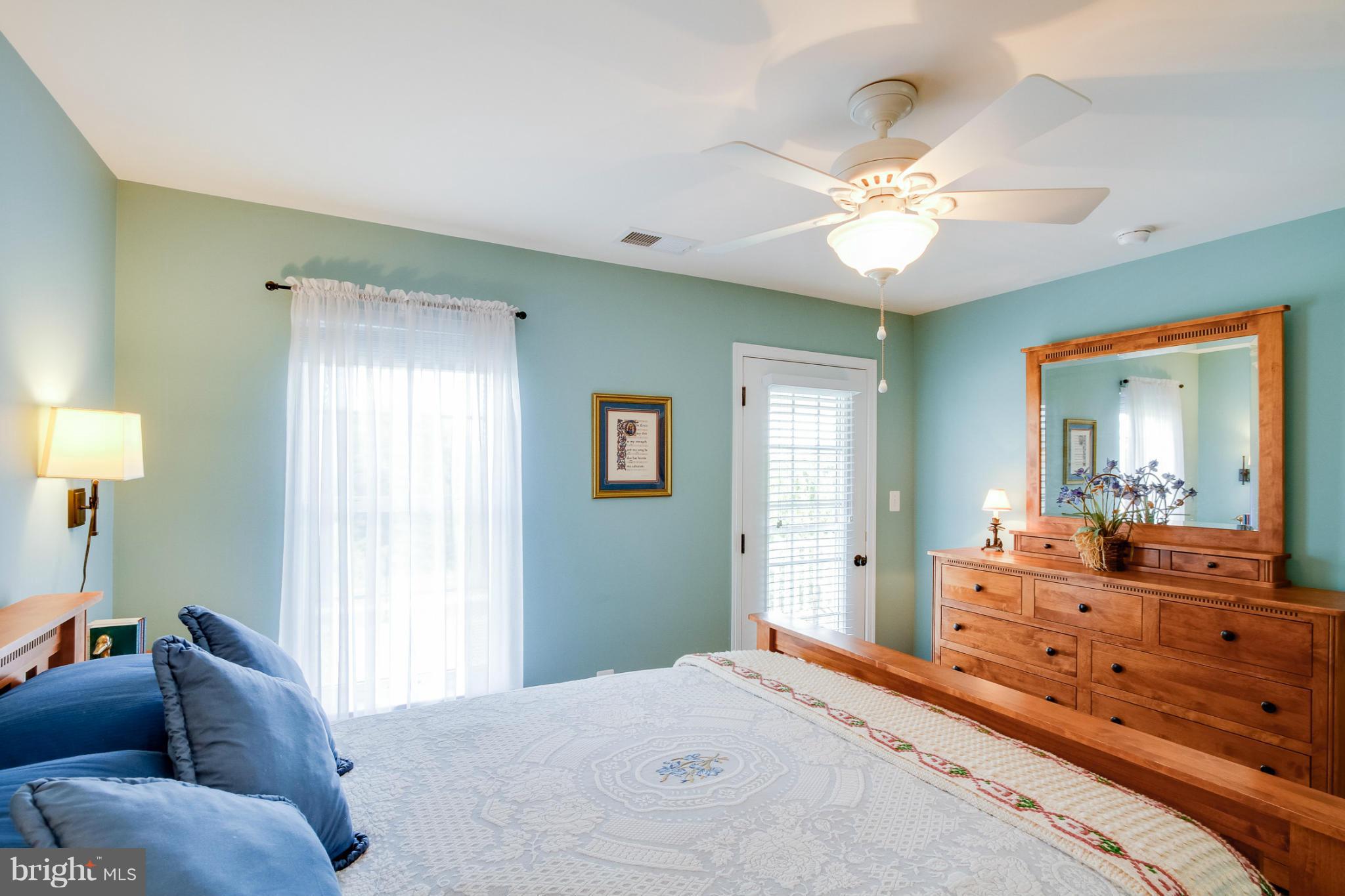 SOUTH RIDING - Residential