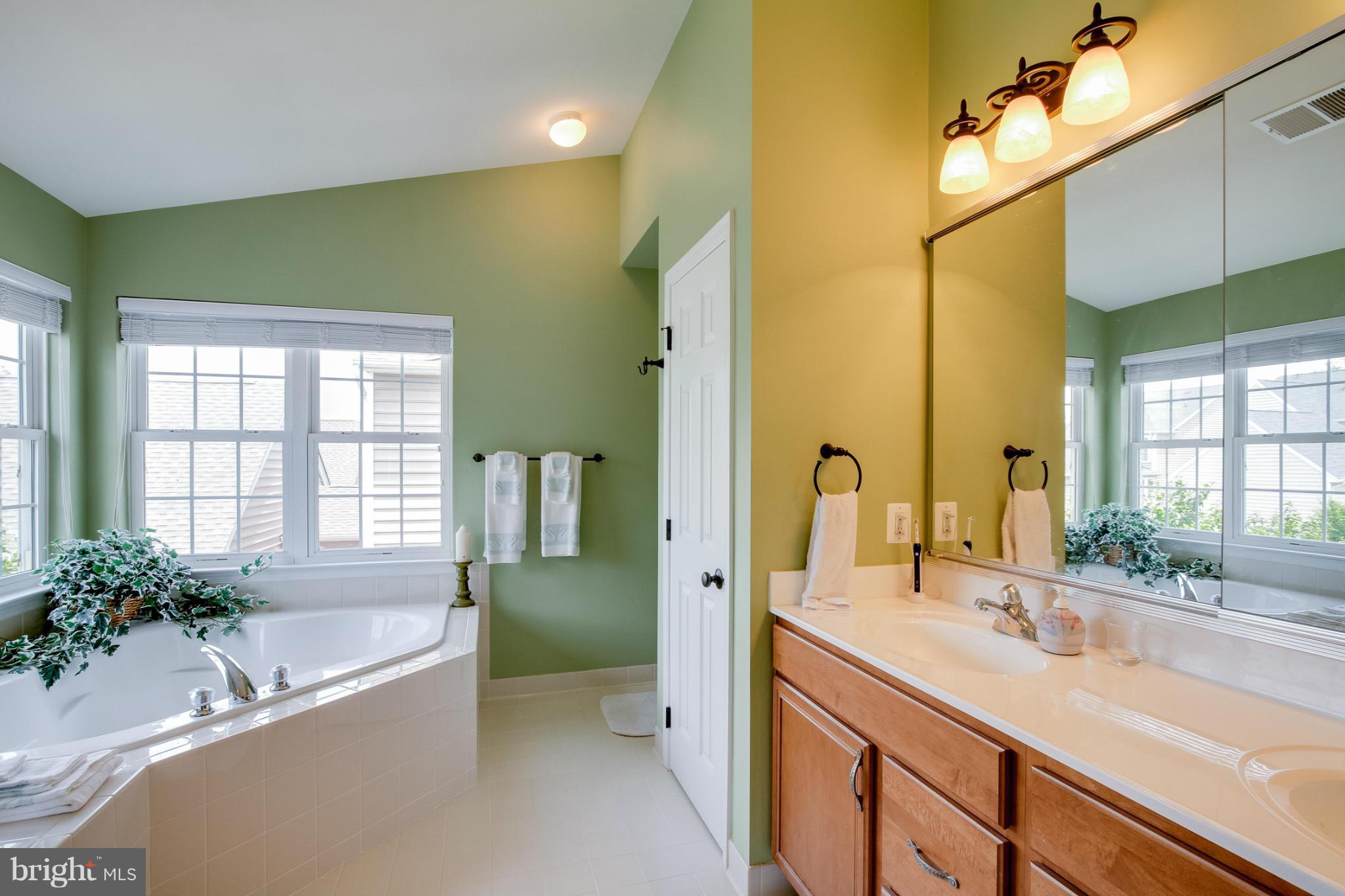 SOUTH RIDING - Residential
