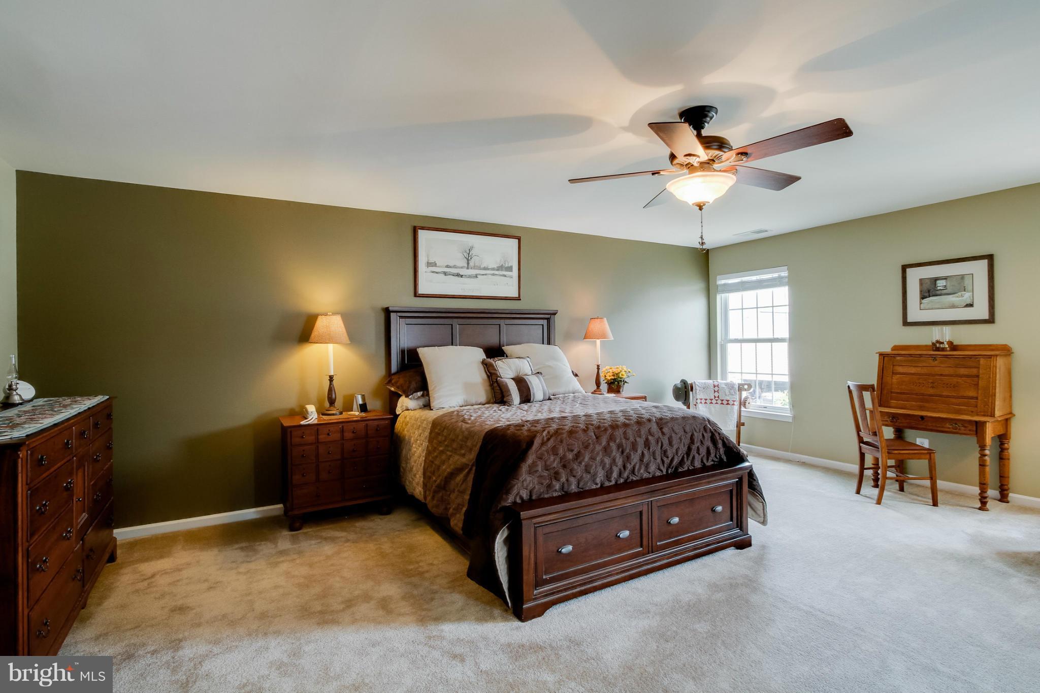SOUTH RIDING - Residential