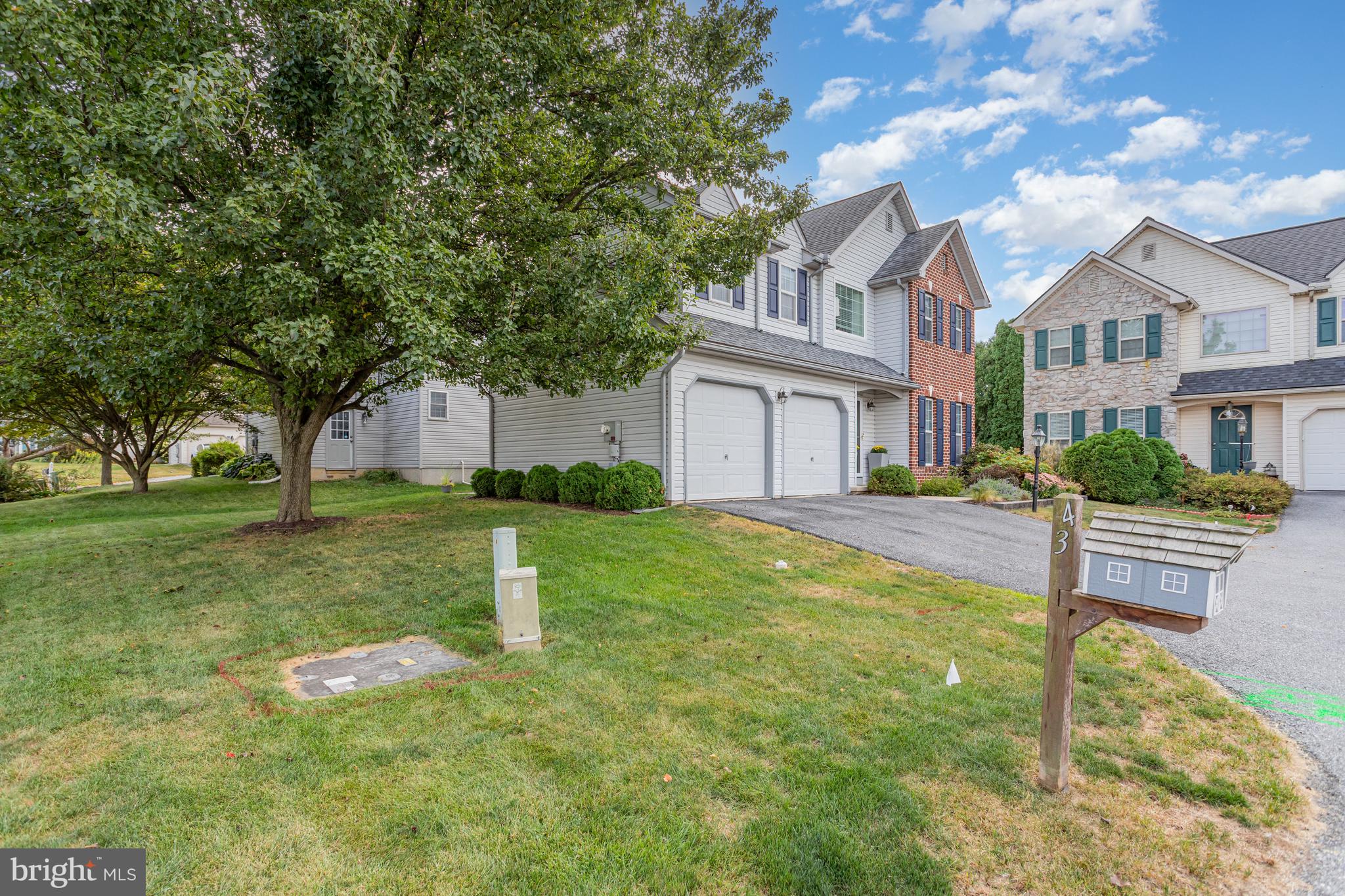 43 APPLE BLOSSOM DRIVE