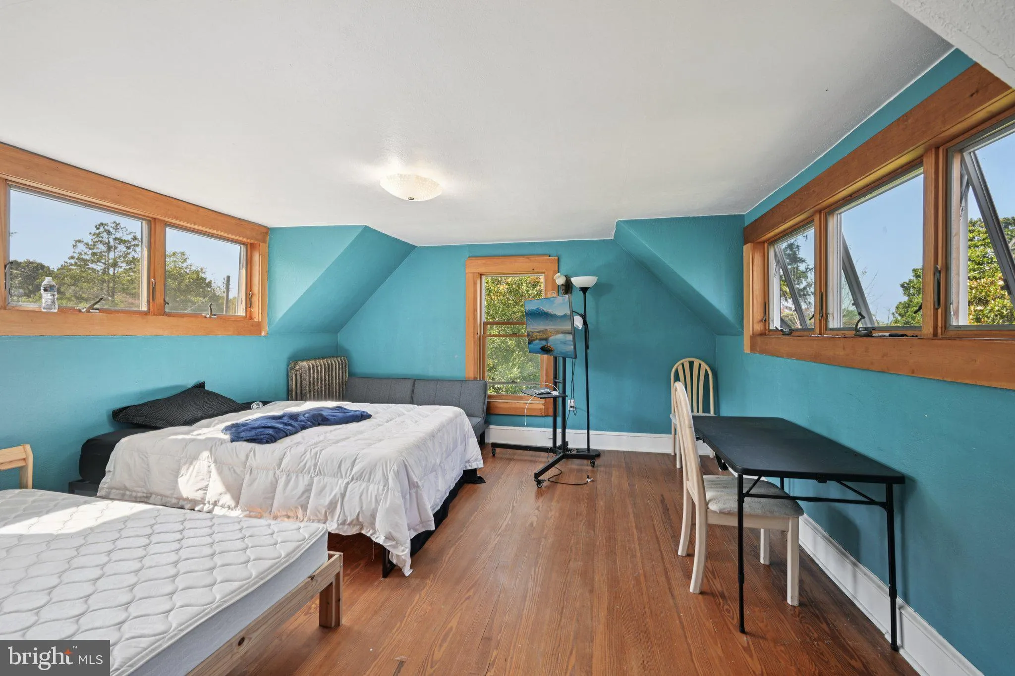 Vineland, New Jersey 08360, United States, 3 Bedrooms Bedrooms, ,2 BathroomsBathrooms,Residential,Active,214702