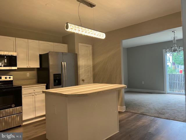 COUNTY GREEN - Residential Lease