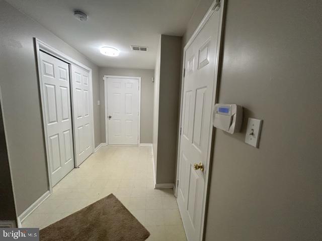 COUNTY GREEN - Residential Lease