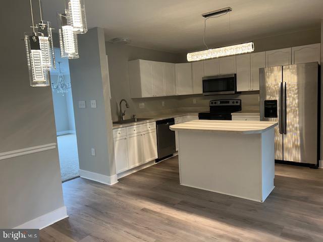 COUNTY GREEN - Residential Lease