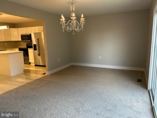 COUNTY GREEN - Residential Lease