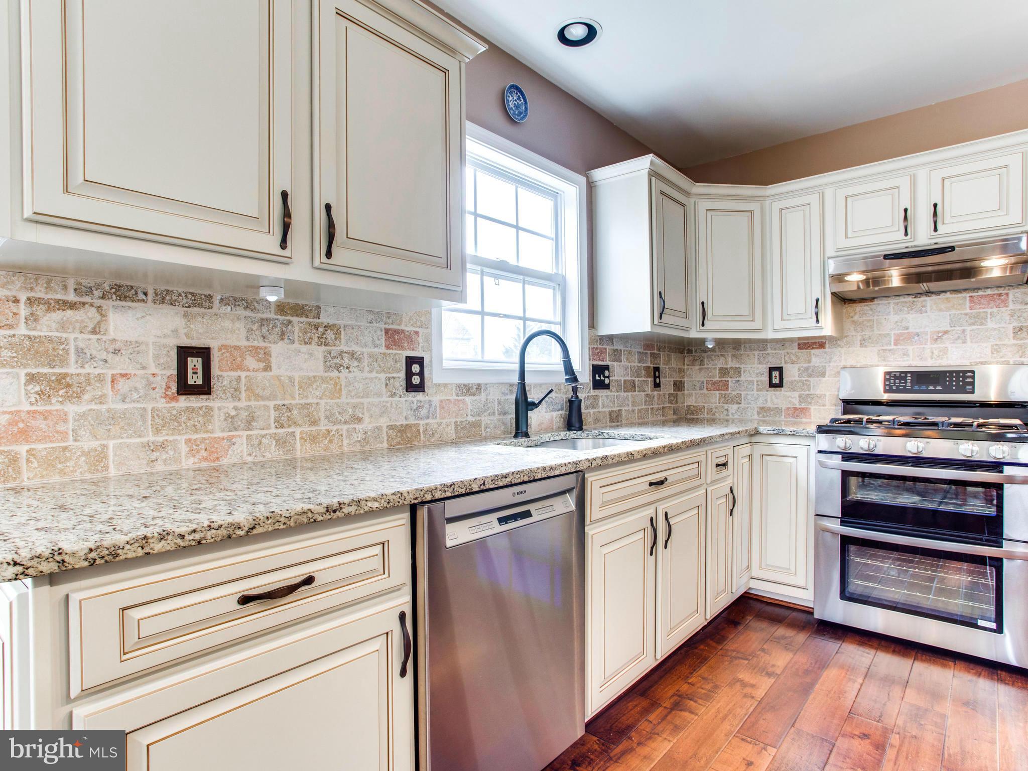 BRIDLEWOOD - Residential